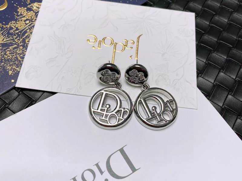 Dior Earring 06lyr701